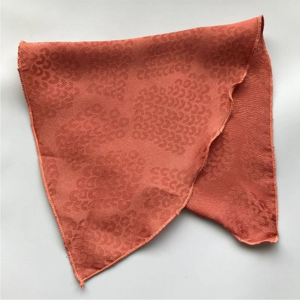 SATIN JACQUARD DIAMOND SCARF KERCHIEF POCKET LETTUCE HEM